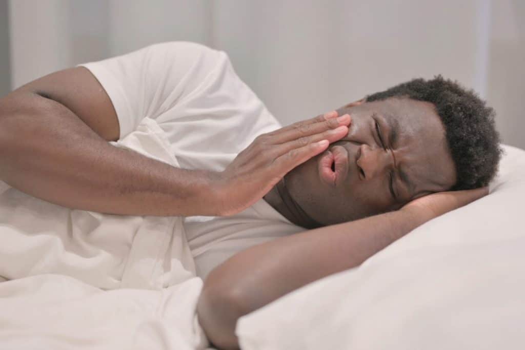 How to Sleep When You Have Extreme Tooth Pain